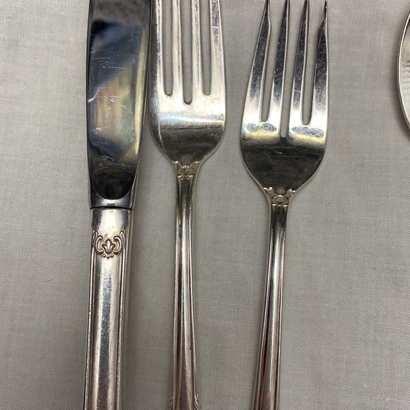 Reflection 1959 Silverplate Flatware 75 pieces - Picture 5 of 16